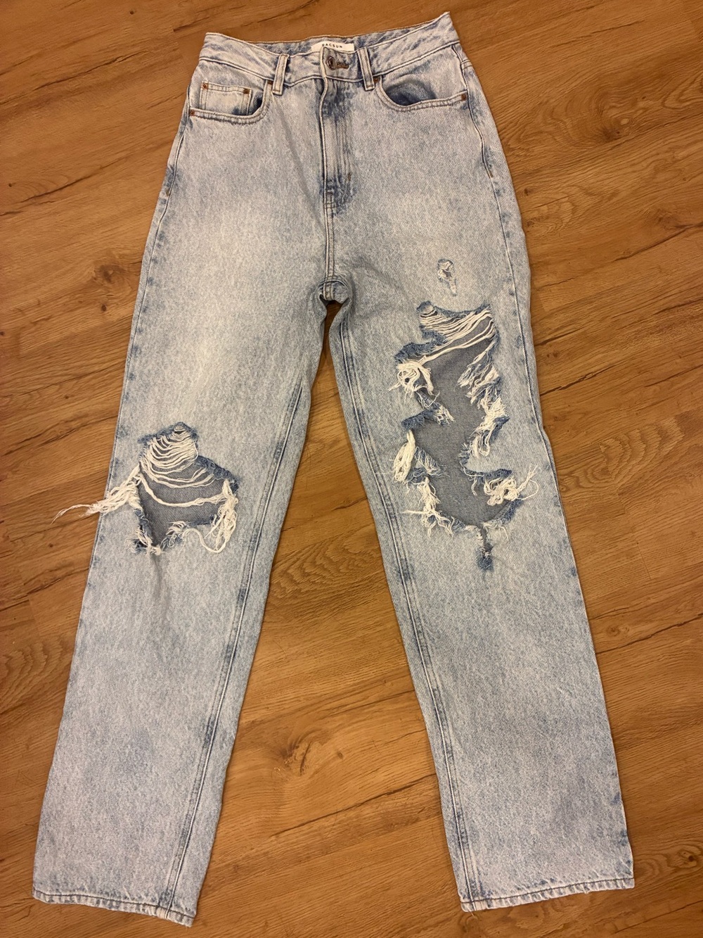 PacSun Light Wash Distressed Straight Leg Jeans